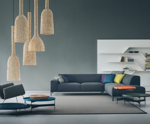 salotto moderno grigio scuro