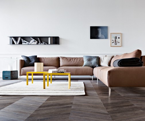 salotto moderno in pelle marrone medio