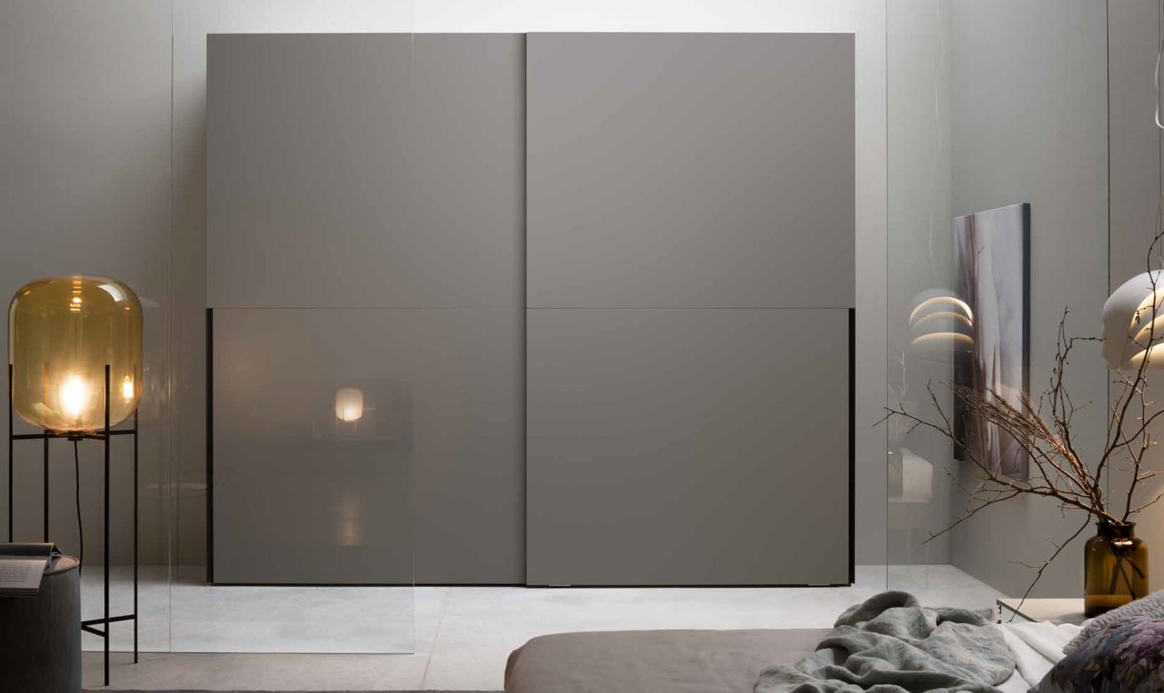 armadio ad ante scorrevoli camera da letto moderna